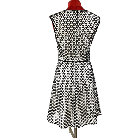 J Crew Lace Overlay Dress Size 2 Black Beige Sleeveless Lined Casual Daytime - Picture 5 of 11